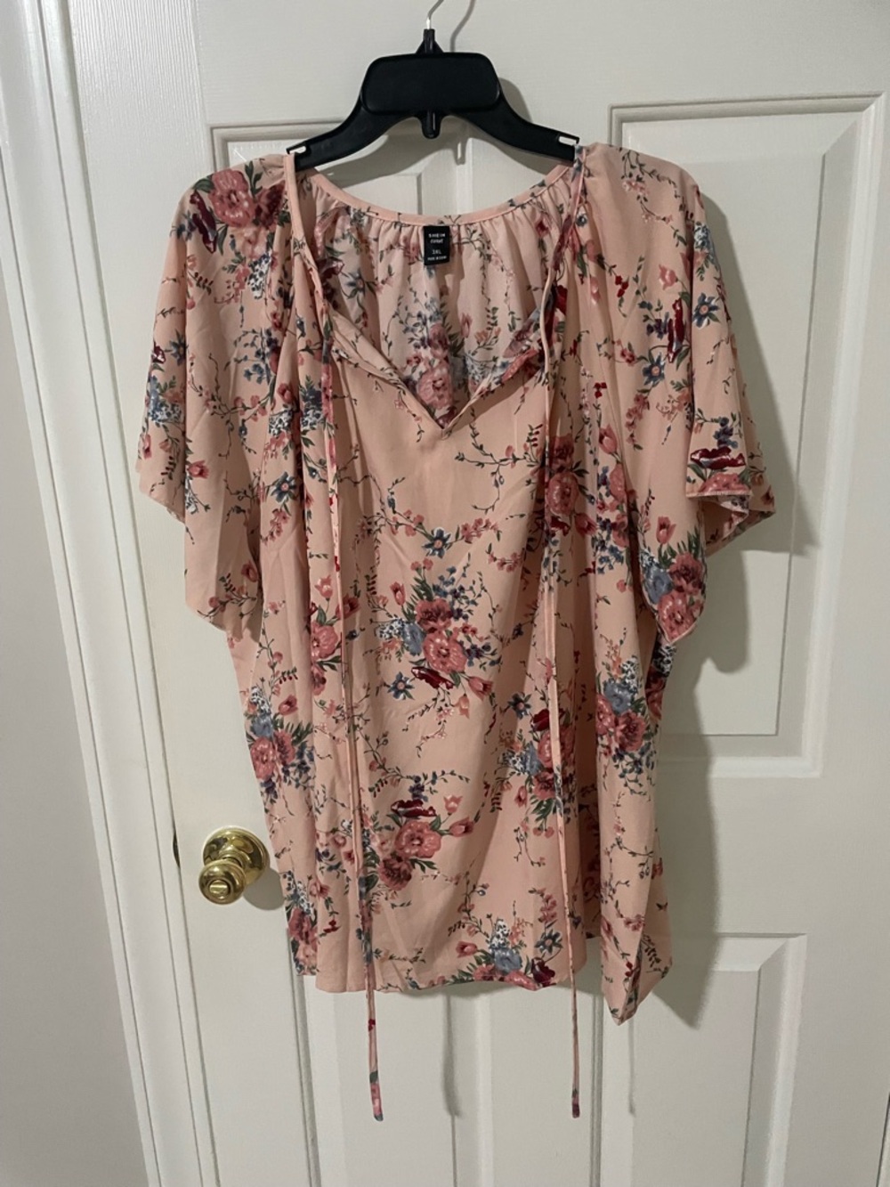 3x top floral flutter sleeves SHEIN